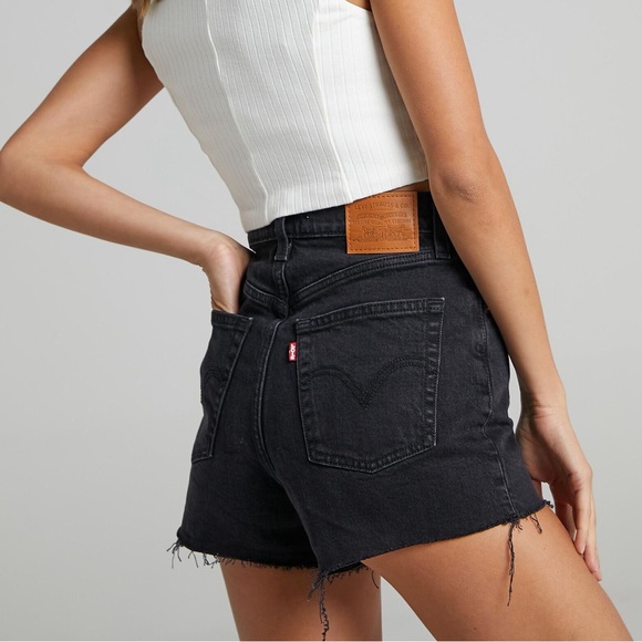 New Levi's Ribcage denim Cutoff Jean Shorts - Picture 4 of 11